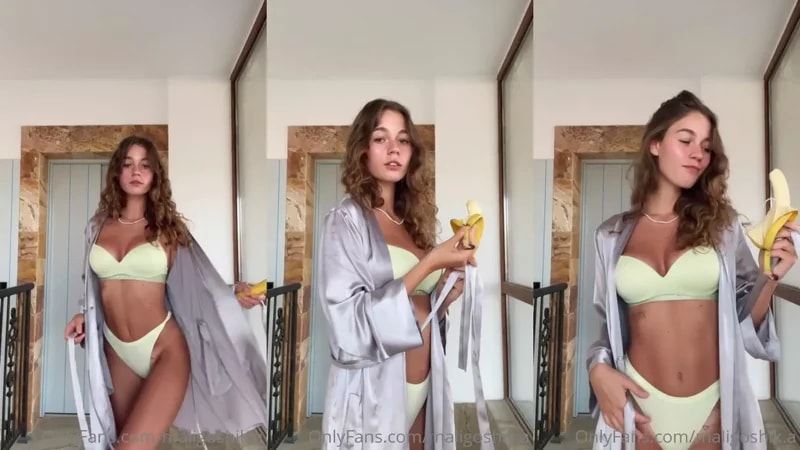 Maligoshik Snacks On Her Banana While Teasing Her Body